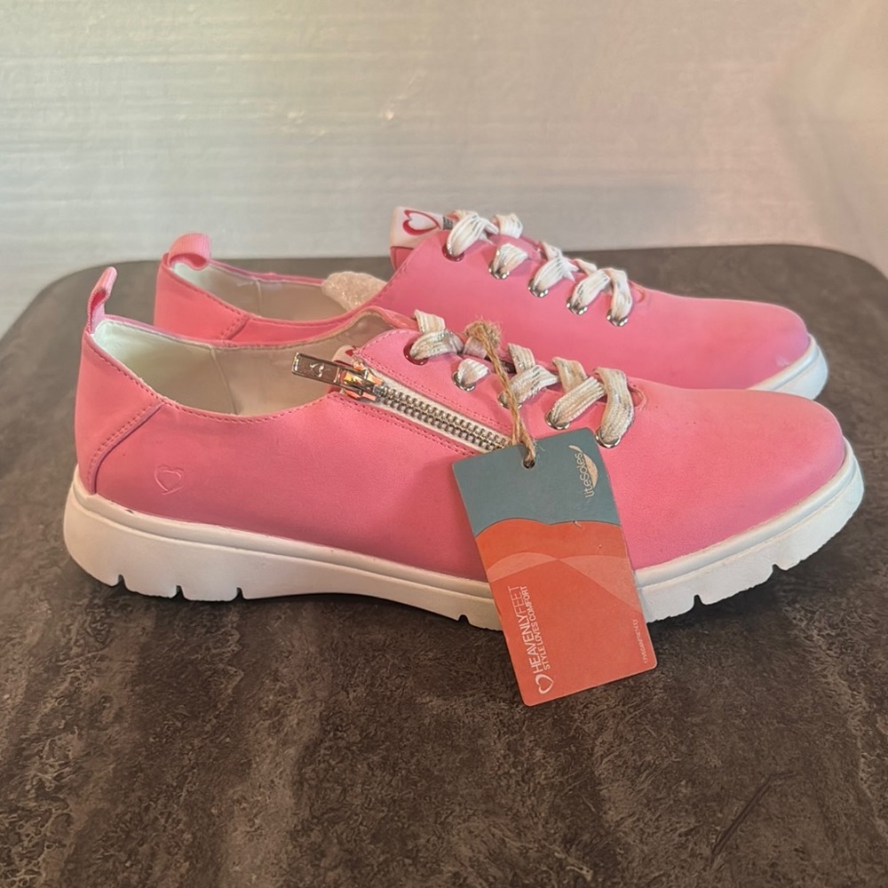 Heavenly Feet Heavenly Feet Womens Zip Lace Trainer - Pink. Size US 10